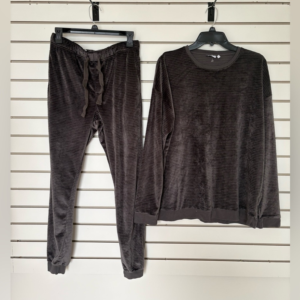 ASOS Velour Ribbed Lounge Set Size Small